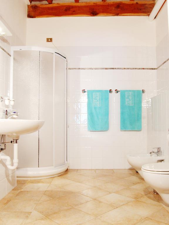 Le Valli Aparthotel Pomarance Rum bild